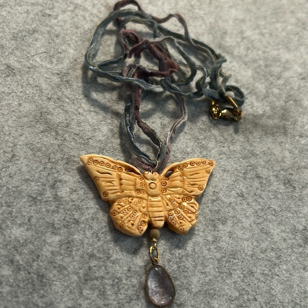 Butterfly Necklace - Picture 2 of 5
